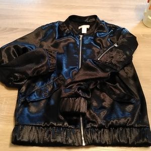 H&M Satin Bomber 🖤